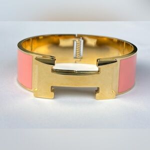 Sleek Pink and Gold Geometric Bracelet
